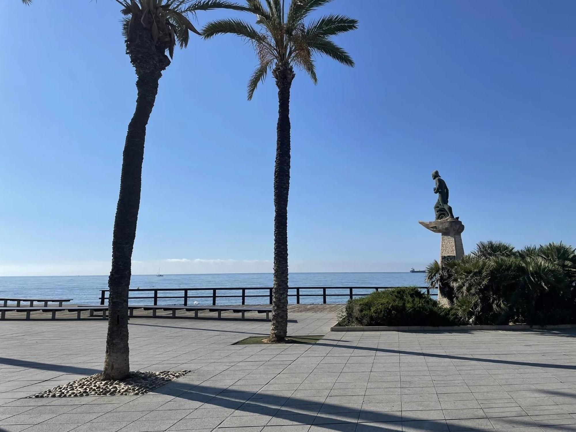 Amazing Penthouse On The Beach, Sea Views, Wifi, Airconditioning And Parking Torrevieja Exteriér fotografie